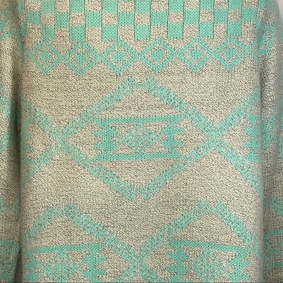 Blakely Chunky Sweater… - Picture 7 of 10